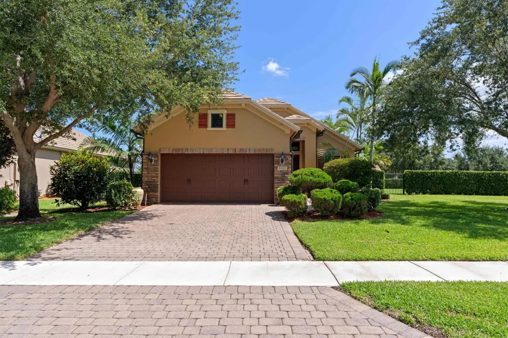 3305 FLORENCE STREET Wellington, FL 33414