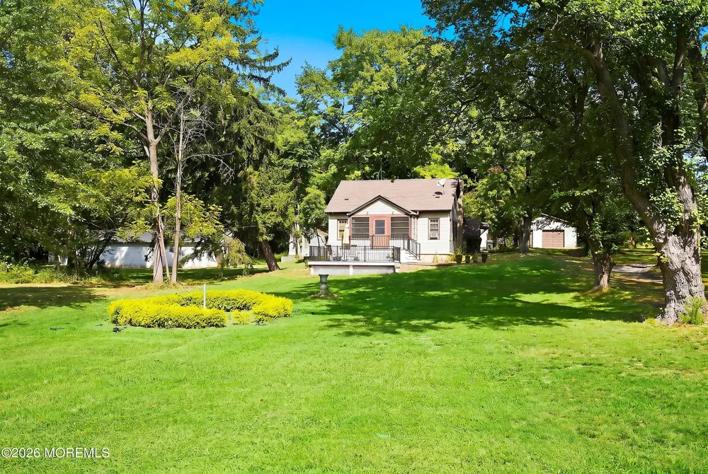 354 Stagecoach Road Millstone, NJ 08510