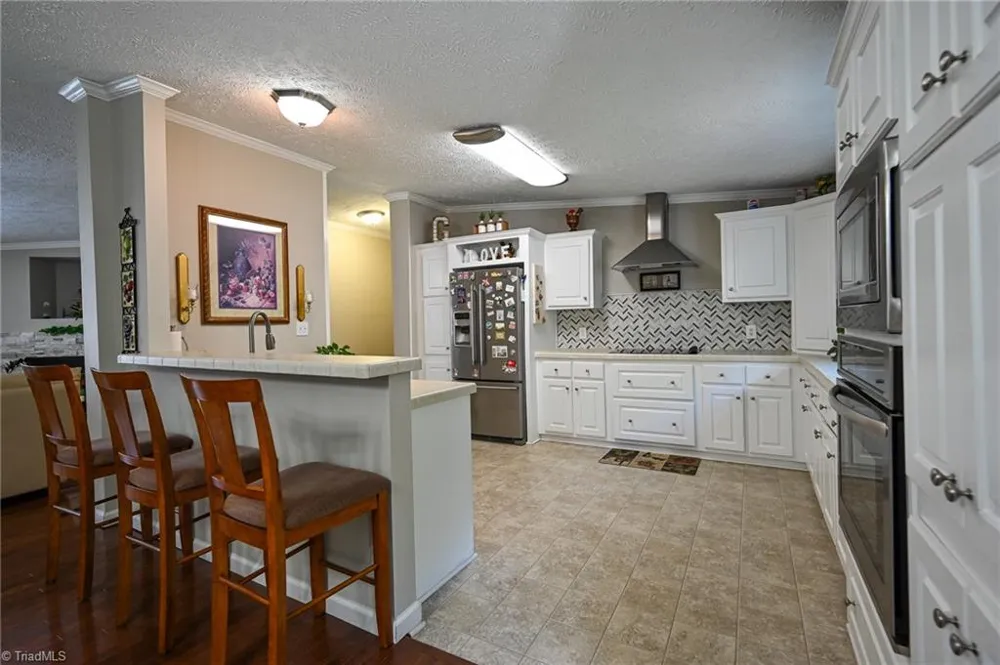 5017 Natalie Temple Lane Winston-Salem, NC 27105