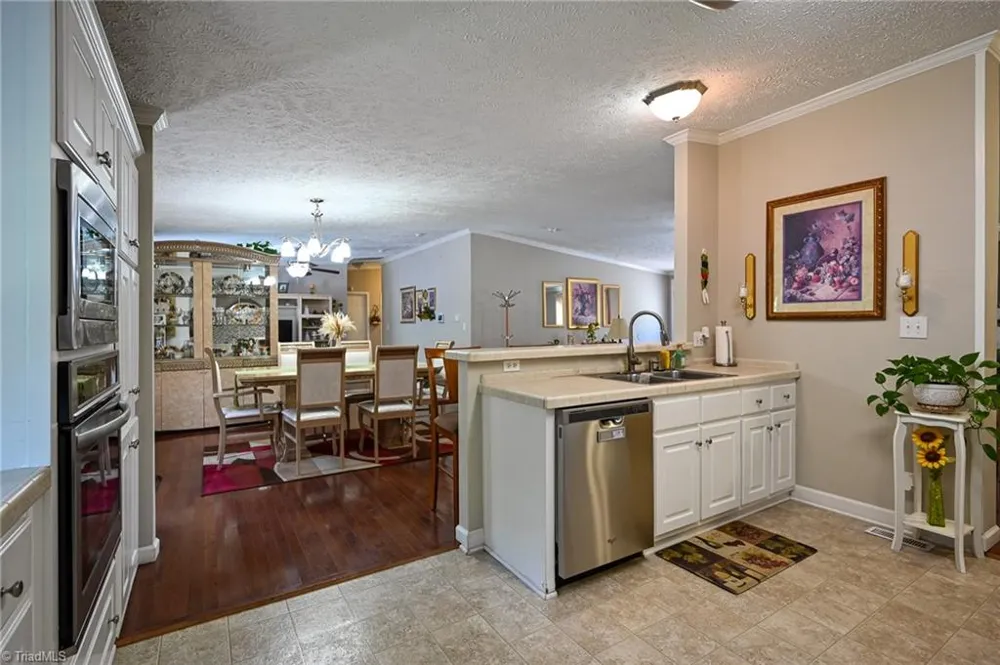 5017 Natalie Temple Lane Winston-Salem, NC 27105
