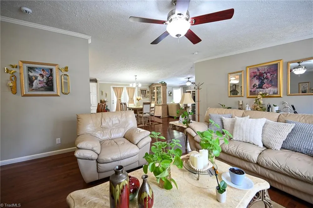 5017 Natalie Temple Lane Winston-Salem, NC 27105