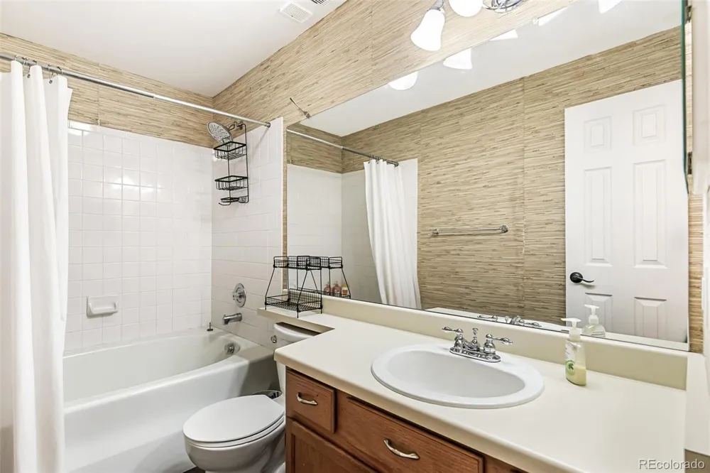 6776 S Ivy Street #C1 Centennial, CO 80112