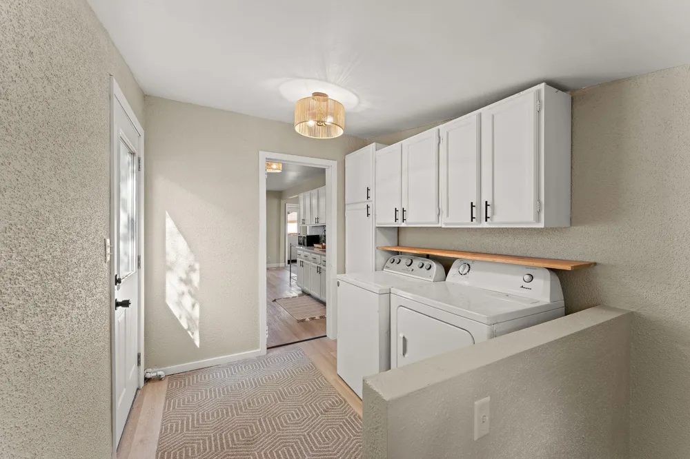 244 Dale Street E South Saint Paul, MN 55075