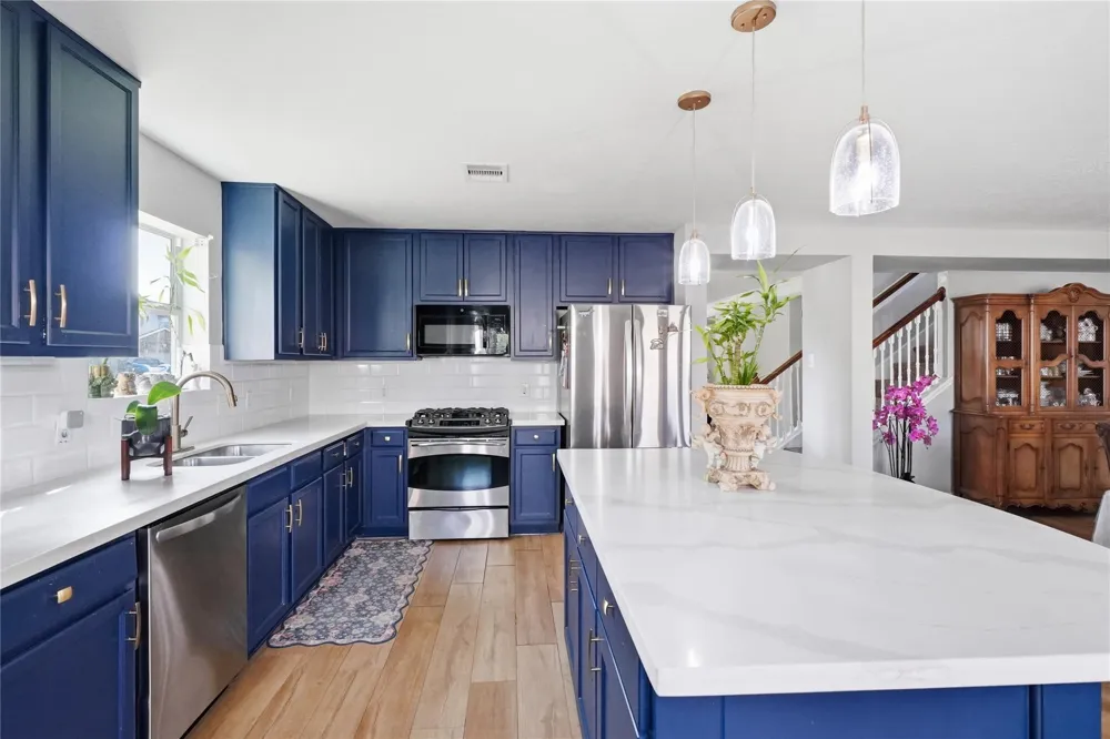 7015 Falling Cherry Place Houston, TX 77049
