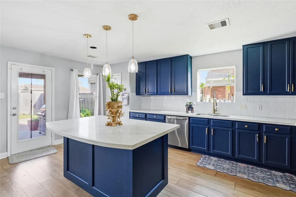 7015 Falling Cherry Place Houston, TX 77049