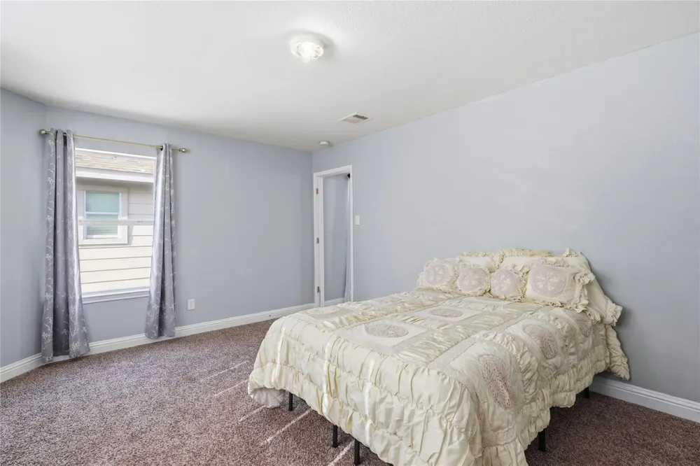 7015 Falling Cherry Place Houston, TX 77049