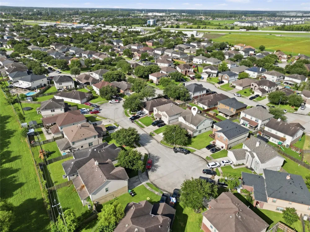 7015 Falling Cherry Place Houston, TX 77049