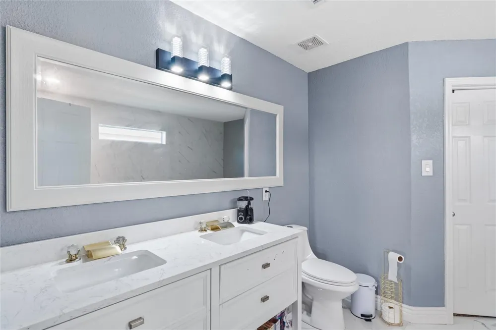 7015 Falling Cherry Place Houston, TX 77049
