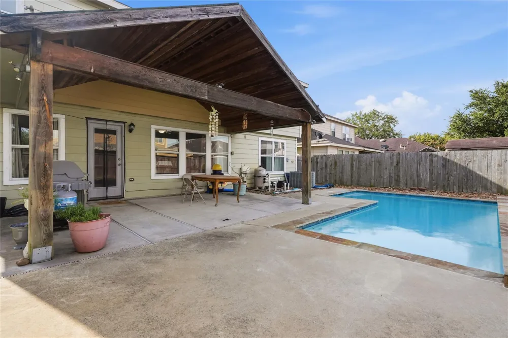 7015 Falling Cherry Place Houston, TX 77049