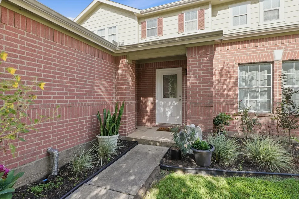 7015 Falling Cherry Place Houston, TX 77049
