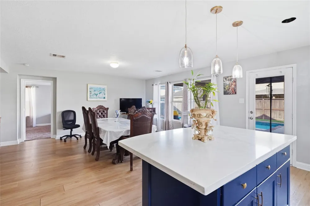 7015 Falling Cherry Place Houston, TX 77049