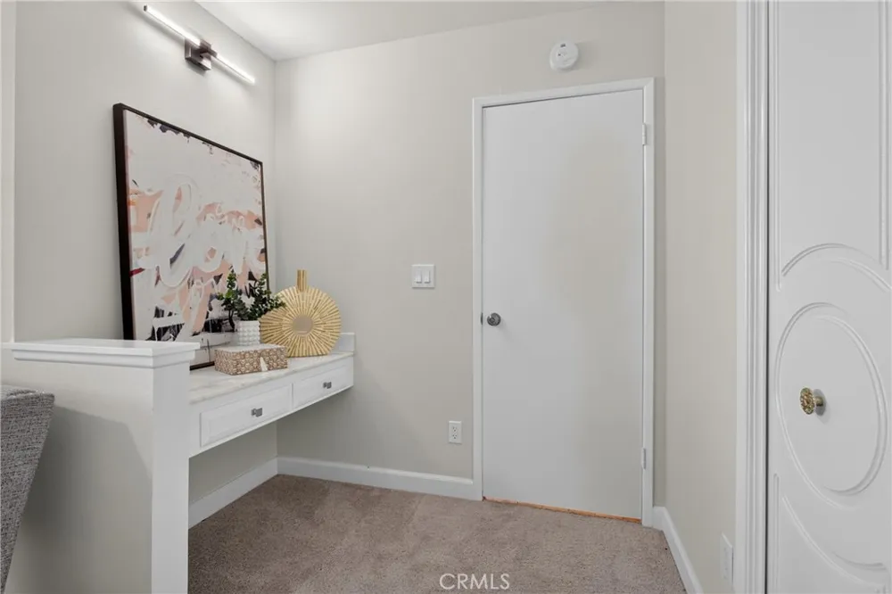 18593 Asuncion Street Porter Ranch, CA 91326