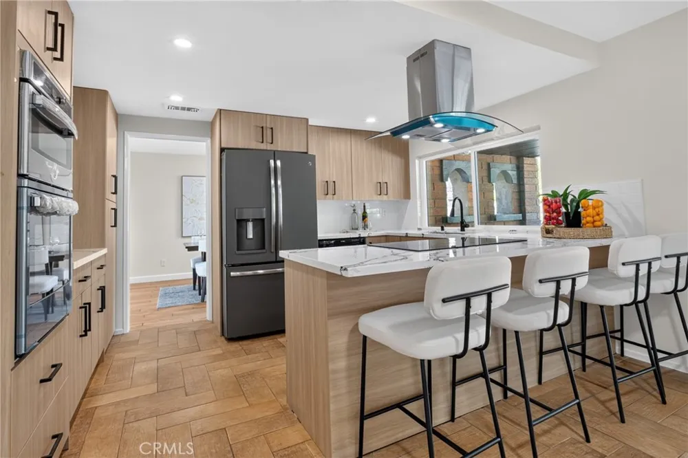 18593 Asuncion Street Porter Ranch, CA 91326