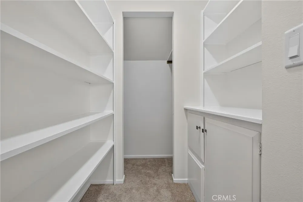 18593 Asuncion Street Porter Ranch, CA 91326