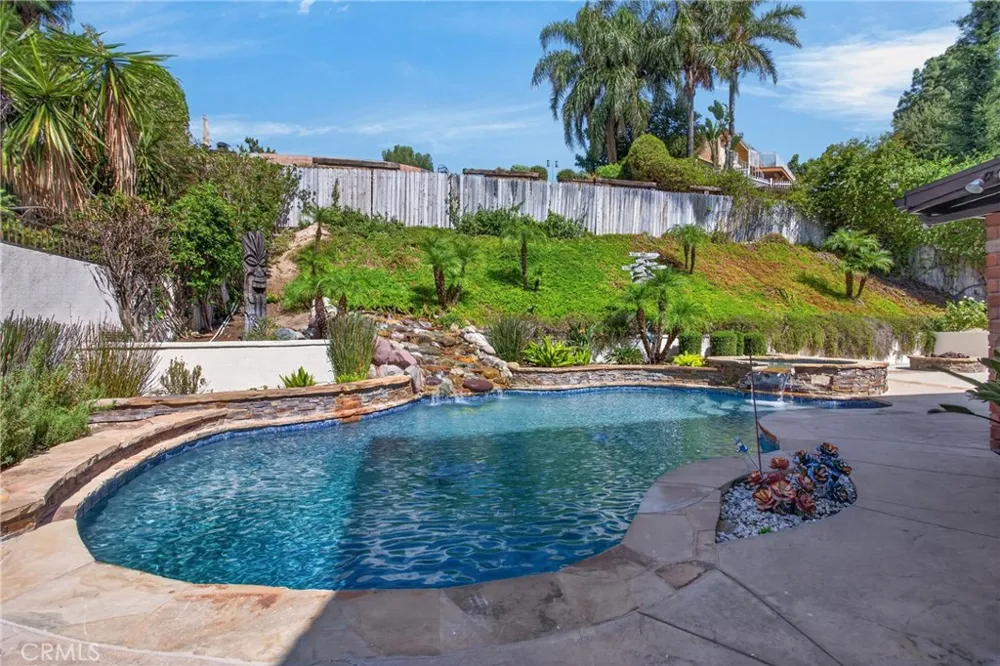 18593 Asuncion Street Porter Ranch, CA 91326