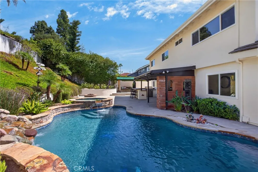 18593 Asuncion Street Porter Ranch, CA 91326