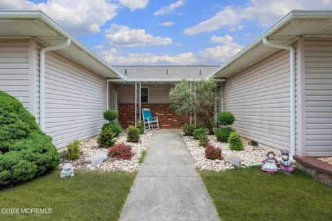 201 Bonaire Drive