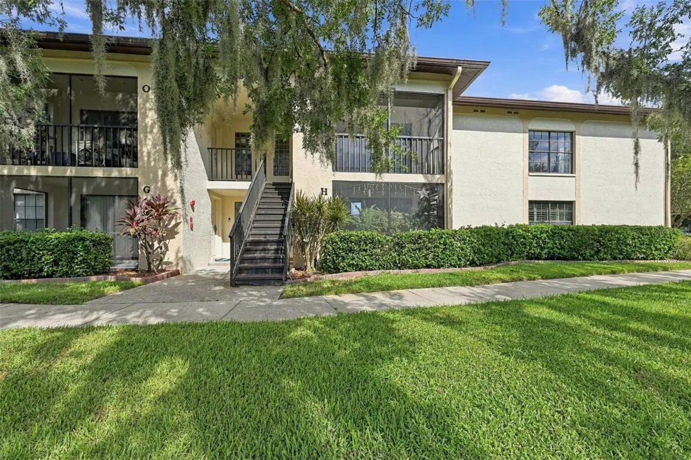 3380 CRYSTAL COURT E #P Palm Harbor, FL 34685