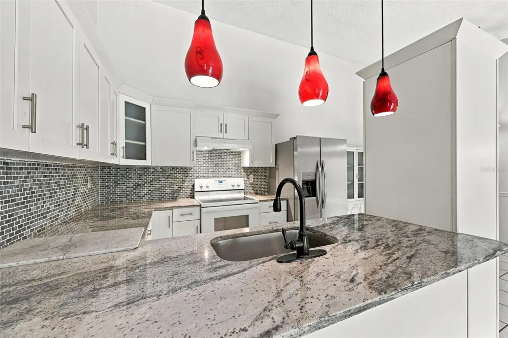 3380 CRYSTAL COURT E #P Palm Harbor, FL 34685