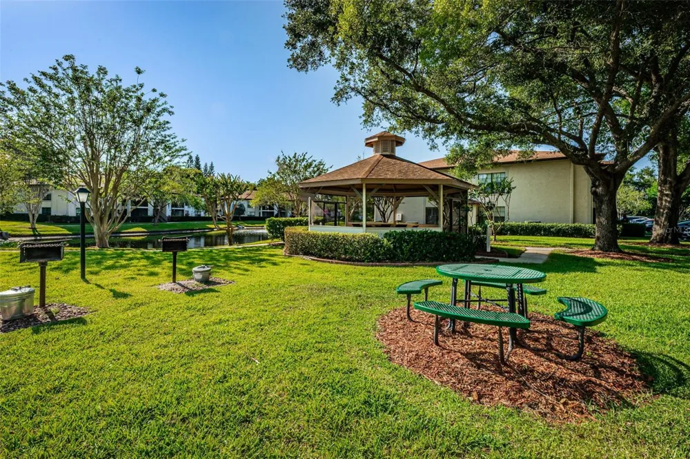 3380 CRYSTAL COURT E #P Palm Harbor, FL 34685