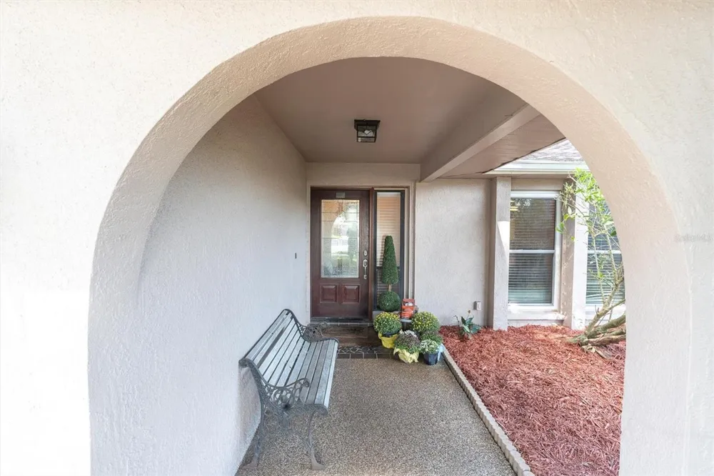 6868 122ND WAY Seminole, FL 33772