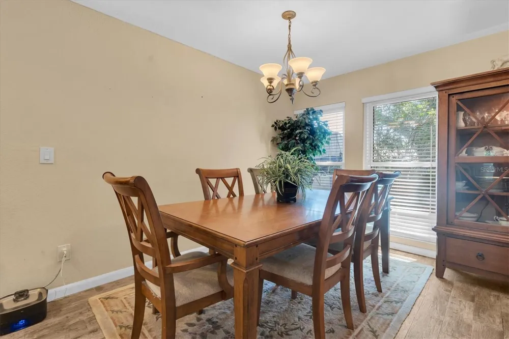 6868 122ND WAY Seminole, FL 33772