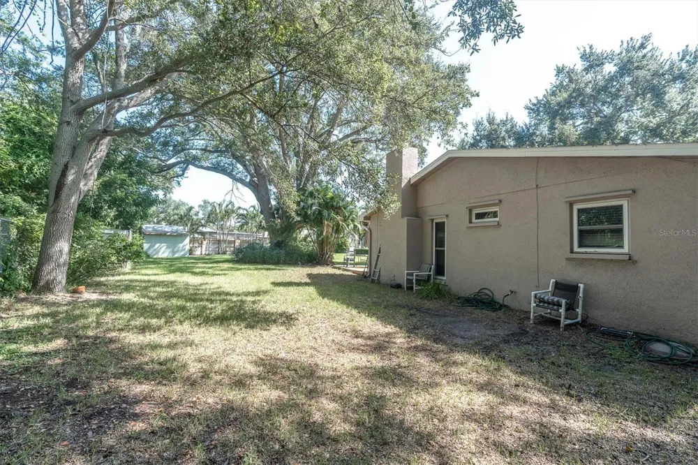6868 122ND WAY Seminole, FL 33772