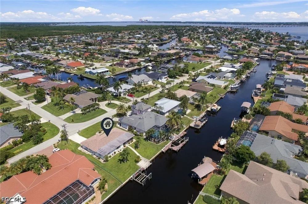 SE 27th Terrace Cape Coral, FL 33904
