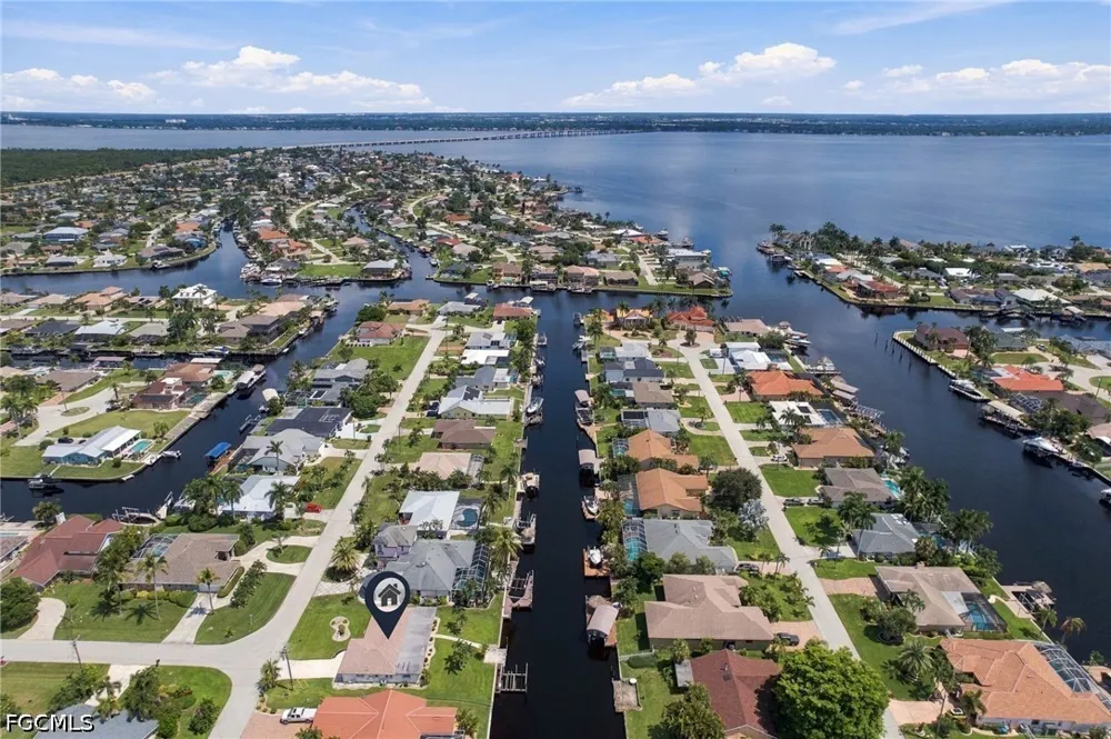 SE 27th Terrace Cape Coral, FL 33904