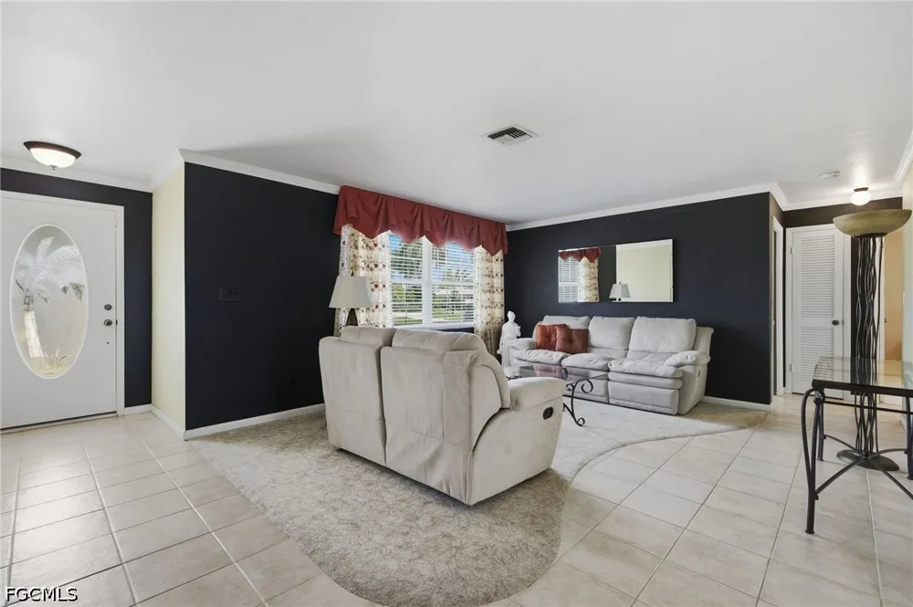 SE 27th Terrace Cape Coral, FL 33904