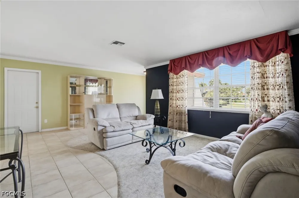 SE 27th Terrace Cape Coral, FL 33904
