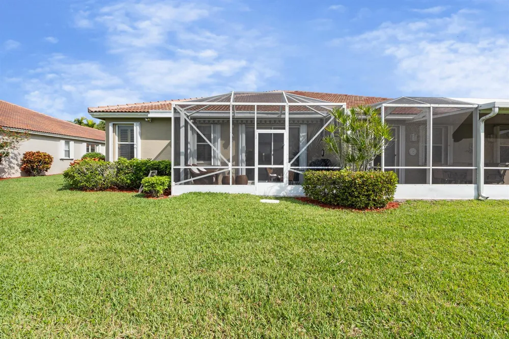 10665 ROYAL CARIBBEAN CIRCLE Boynton Beach, FL 33437