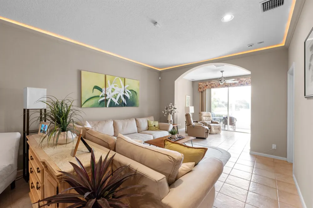 10665 ROYAL CARIBBEAN CIRCLE Boynton Beach, FL 33437