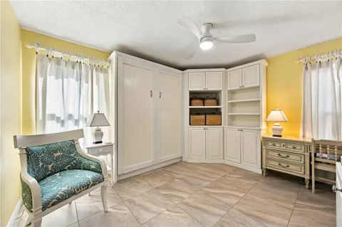 306 PERSIMMON STREET #208