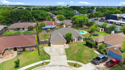 5344 Lynda Court