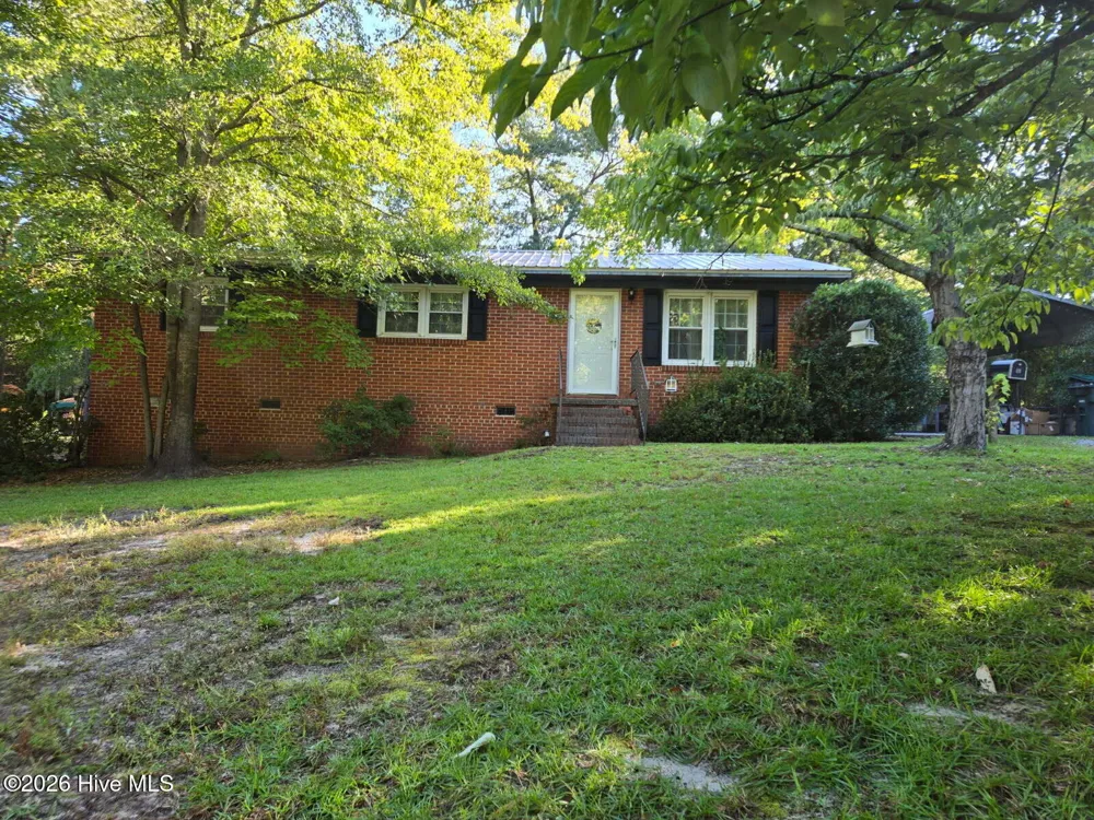 1002 Jefferson Street Hamlet, NC 28345