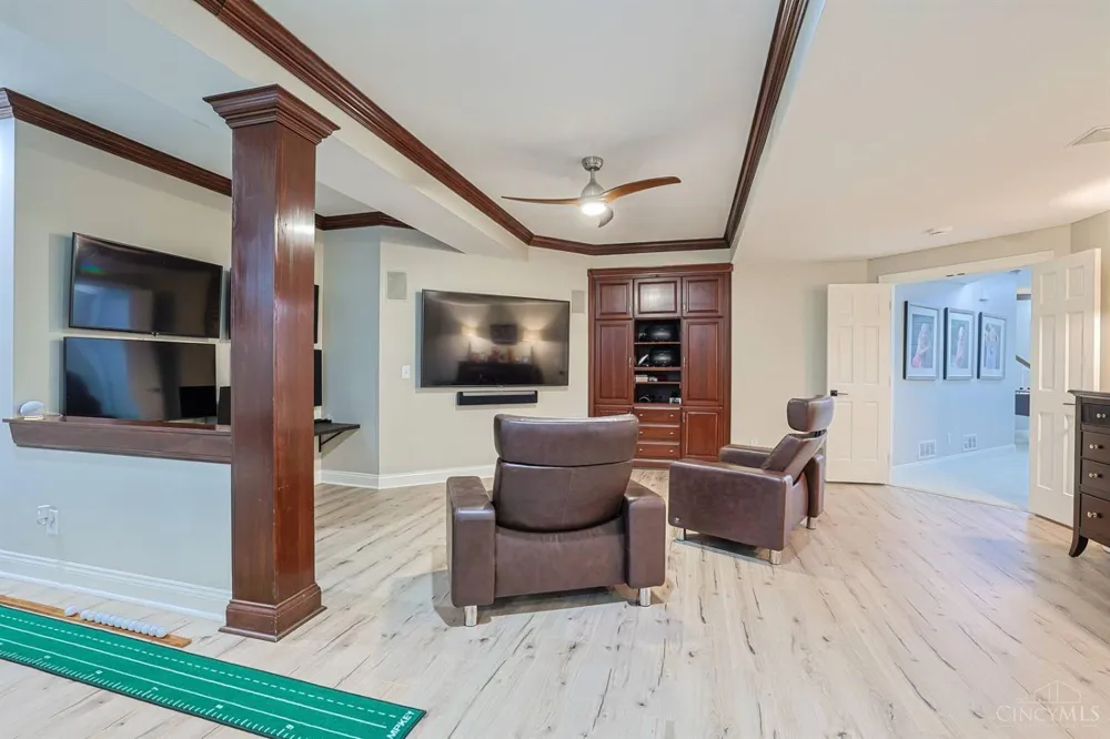 7675 Foxgate Lane Indian Hill, OH 45243
