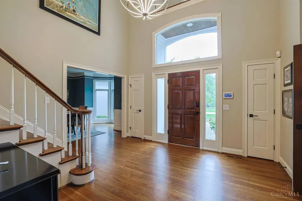 7675 Foxgate Lane Indian Hill, OH 45243