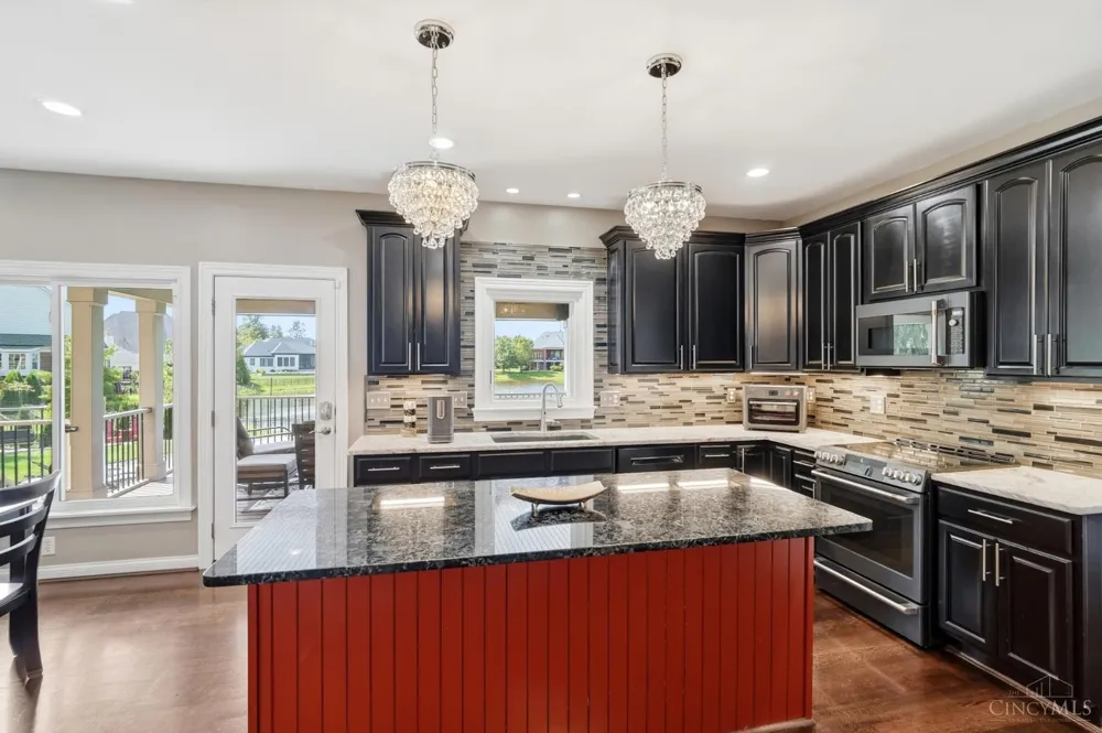 5345 Mapledale Way Deerfield, OH 45040
