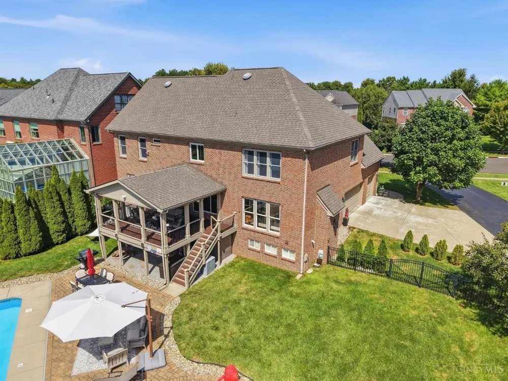 5345 Mapledale Way Deerfield, OH 45040
