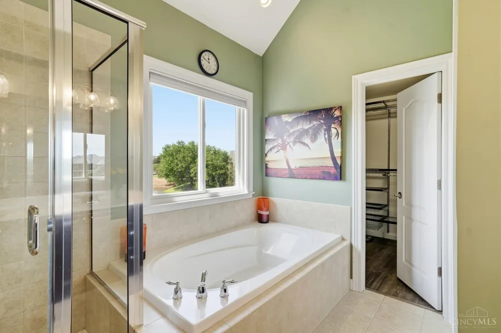 5345 Mapledale Way Deerfield, OH 45040