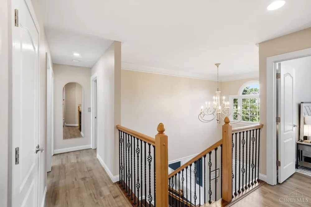 5345 Mapledale Way Deerfield, OH 45040