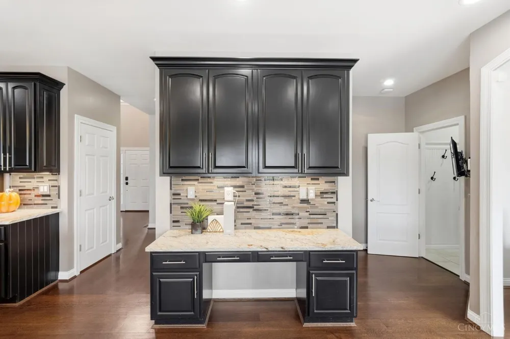 5345 Mapledale Way Deerfield, OH 45040