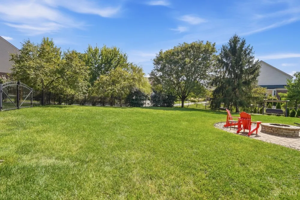 5345 Mapledale Way Deerfield, OH 45040