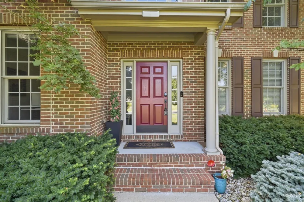 5345 Mapledale Way Deerfield, OH 45040