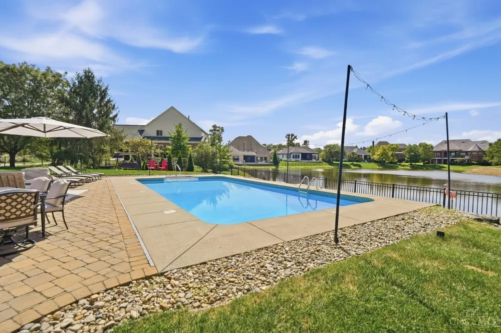 5345 Mapledale Way Deerfield, OH 45040