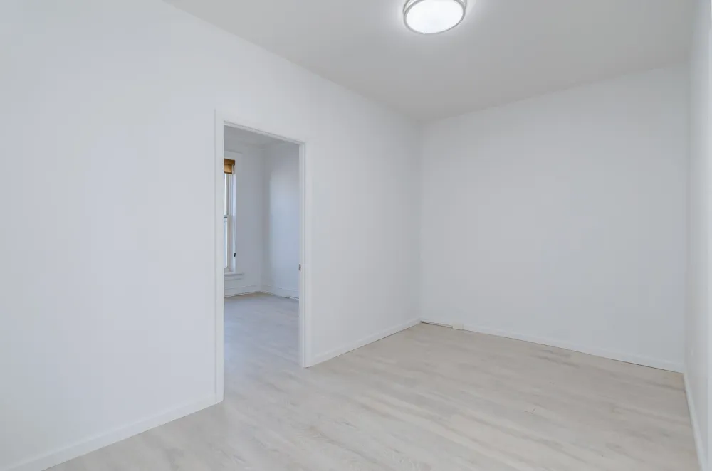 298 PRINCETON AVE Jersey City, NJ 07305