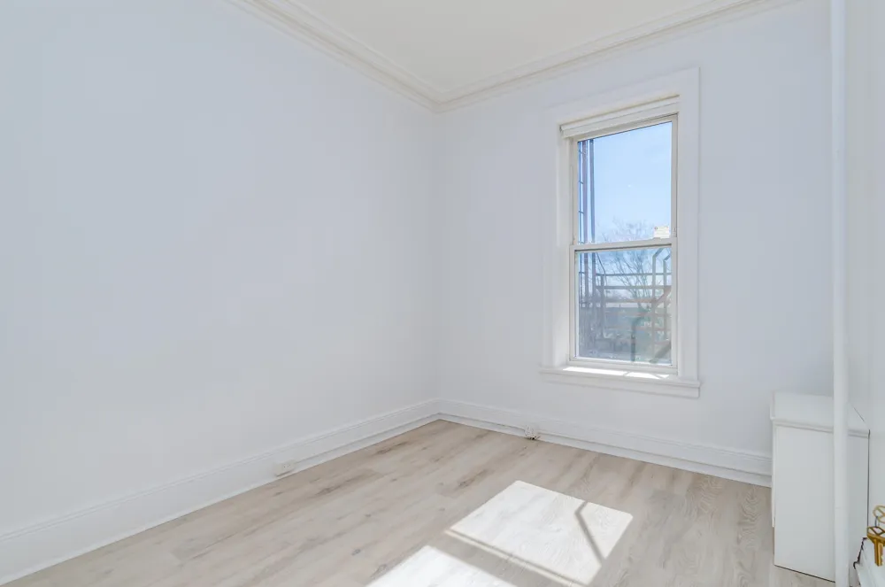 298 PRINCETON AVE Jersey City, NJ 07305