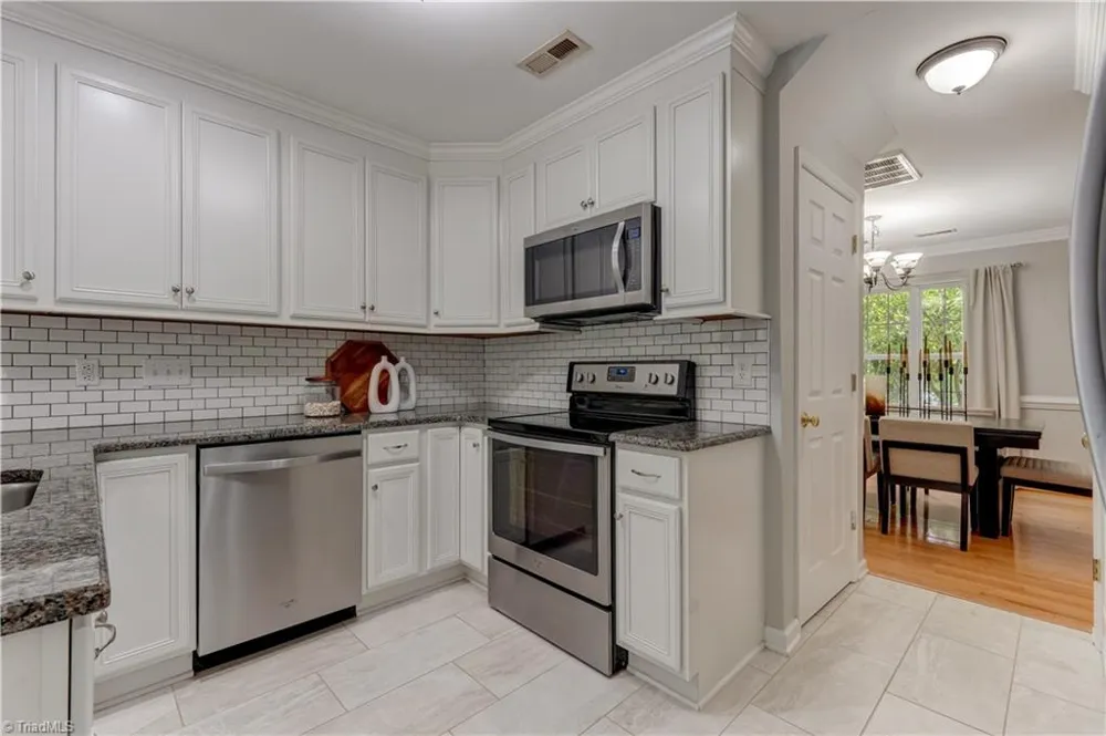 4025 Queens Grant Road Jamestown, NC 27282
