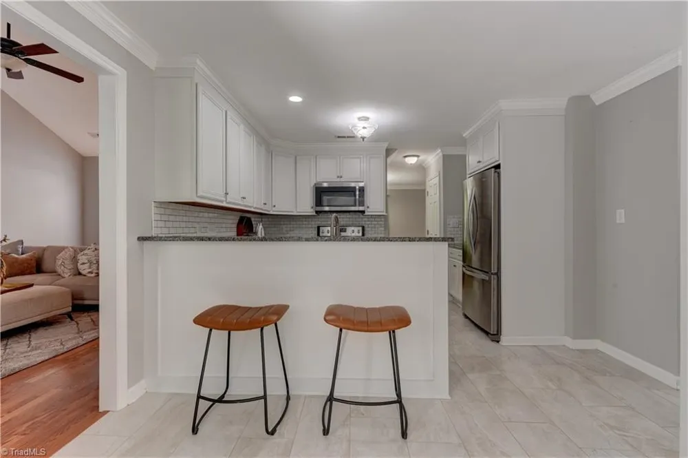 4025 Queens Grant Road Jamestown, NC 27282